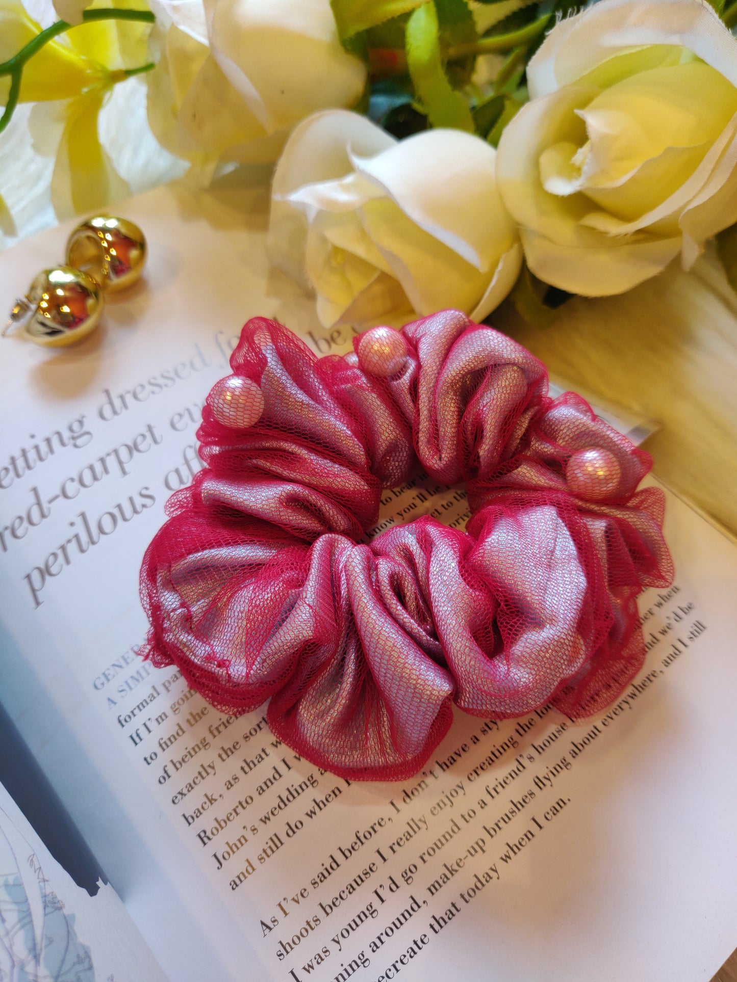 Pearly Scrunchie