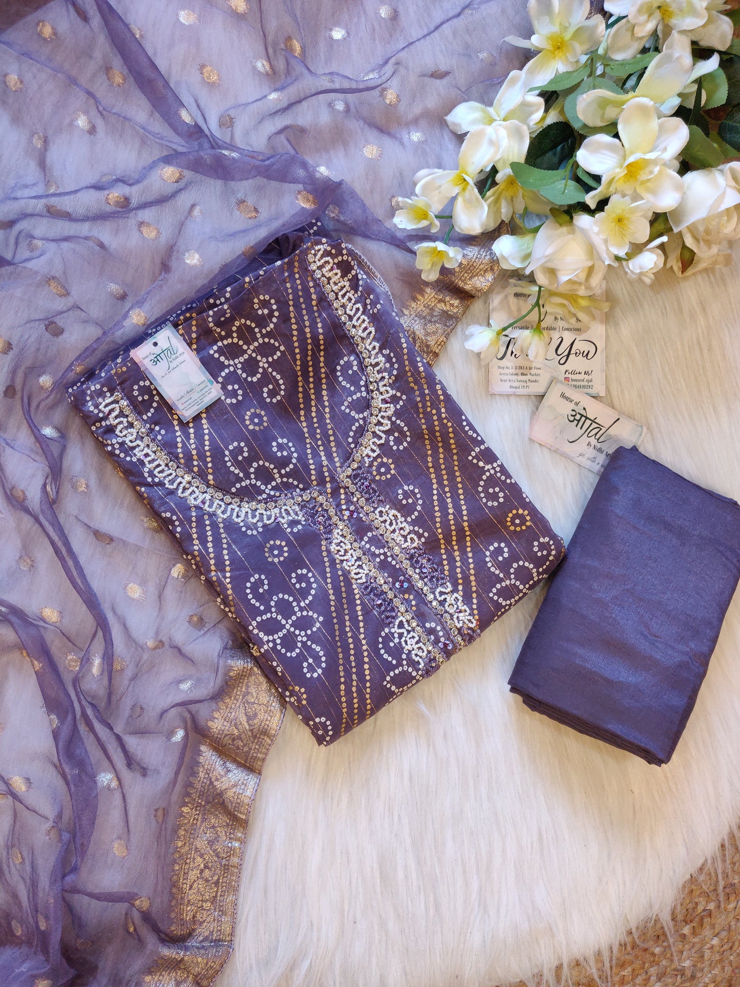 Bandhej UnStitched Suit