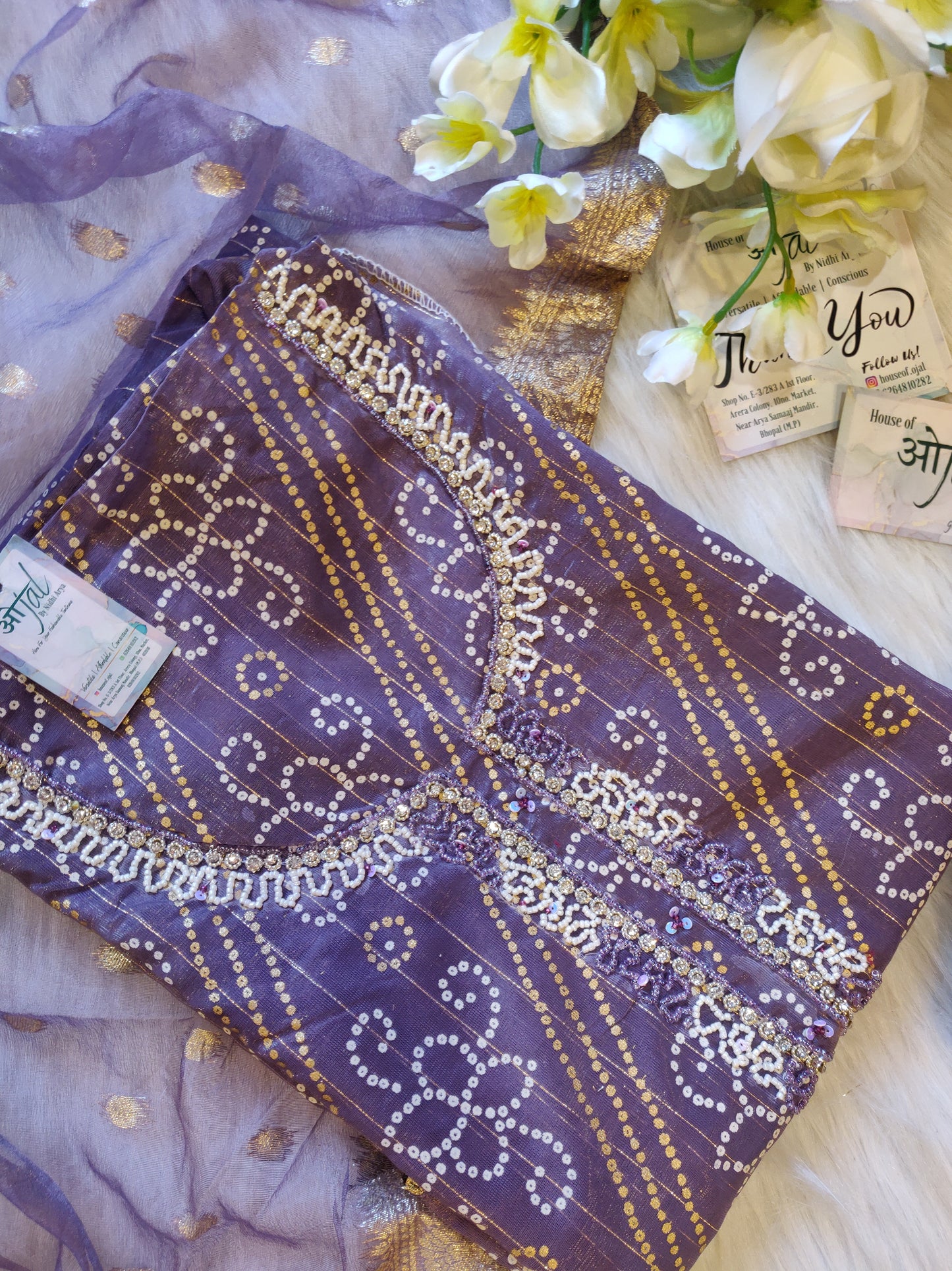 Bandhej UnStitched Suit